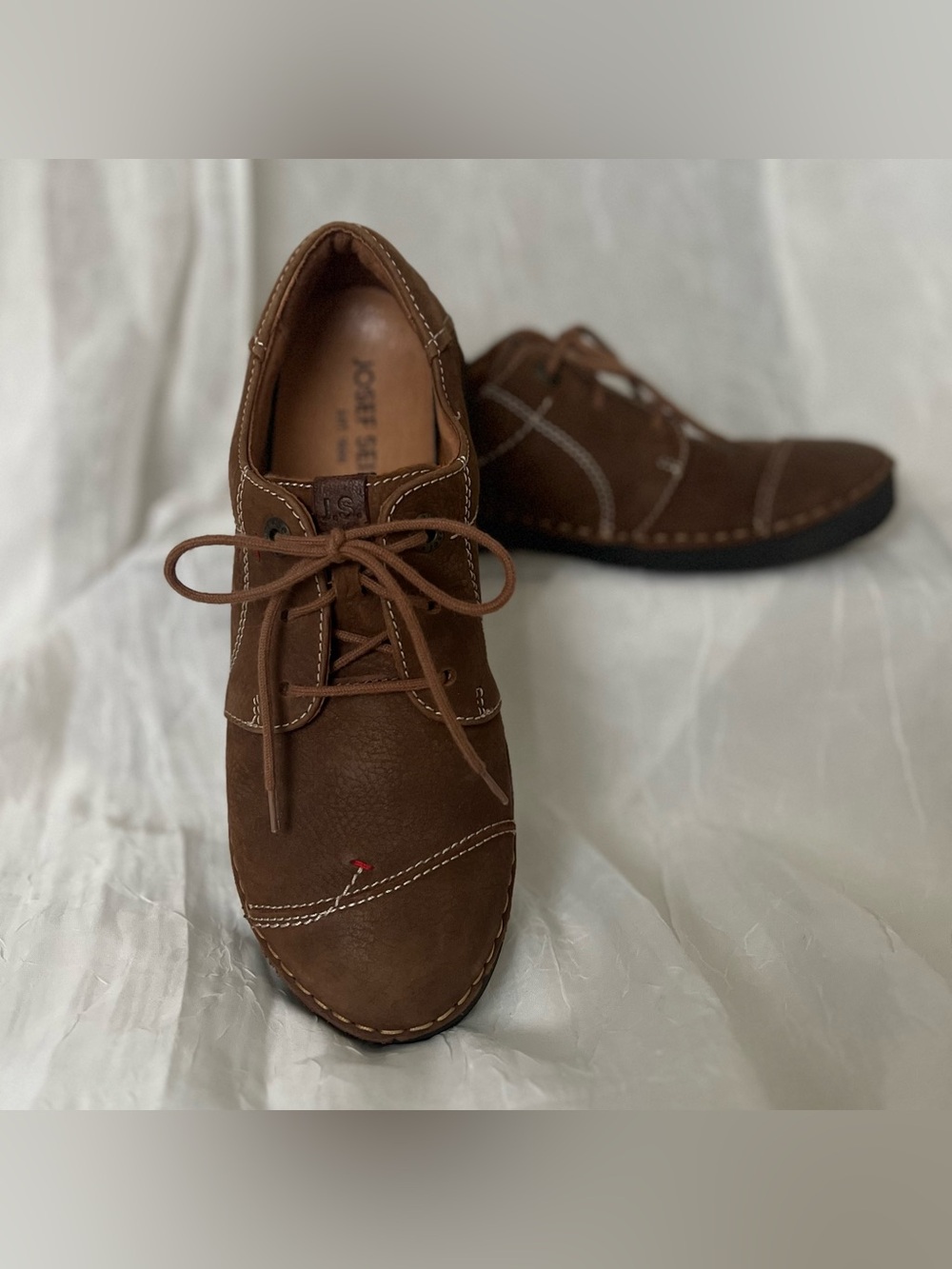 JOSEF SEIBEL -  Hand Sewn Women's Fergey 20 Leather Oxford Sneakers  UK 38 US 8